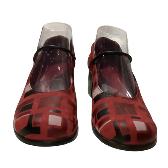 Camper women's red leather colorblock heels pumps with an elastic strap size 39 - Picture 2 of 5